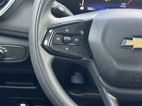 Used 2025 Chevrolet TrailBlazer LS w/ LS Convenience Package FWD image 19