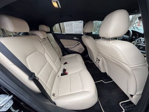 Used 2020 Mercedes-Benz GLA 250 image 21