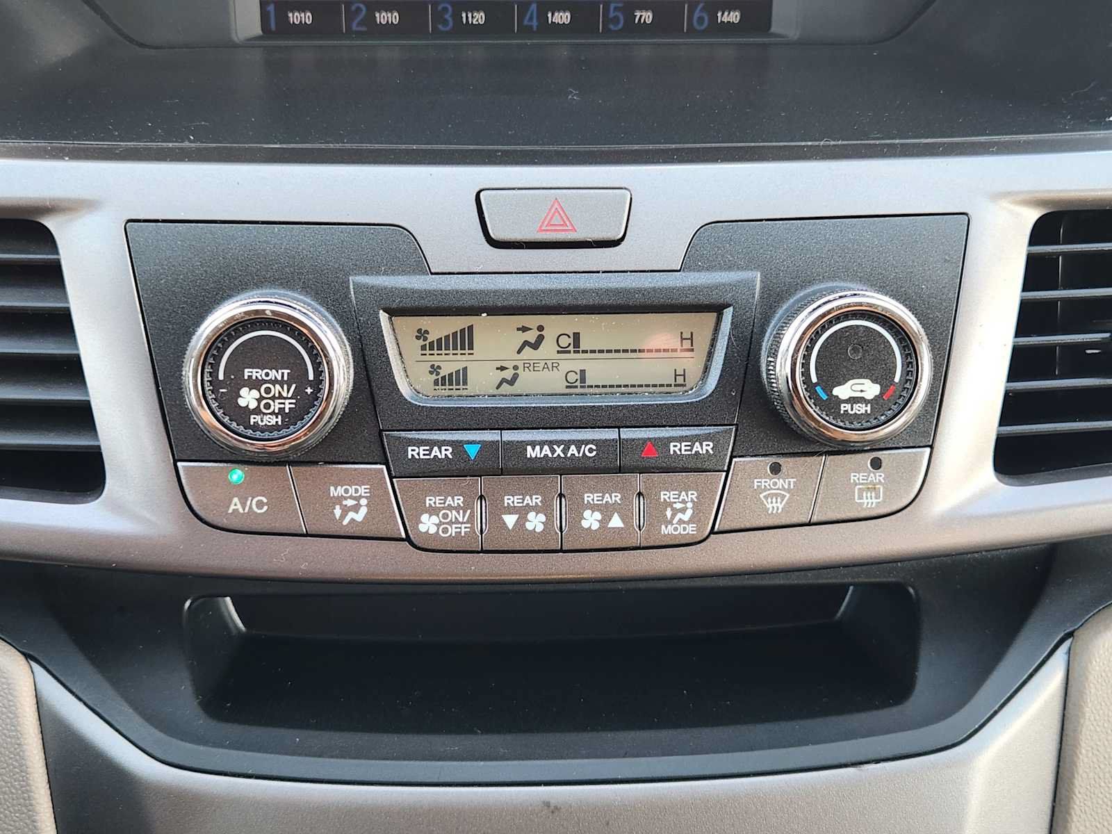 Used 2015 Honda Odyssey LX image 18