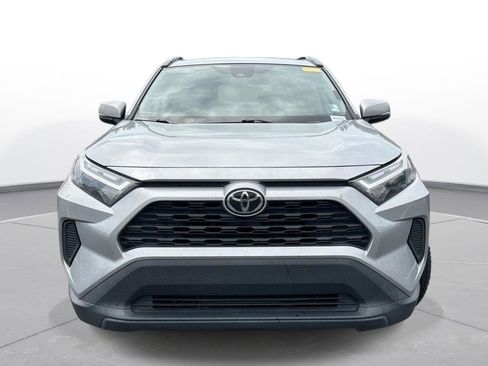 Certified 2022 Toyota RAV4 XLE FWD image 3