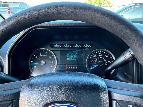 Used 2017 Ford F150 XLT AWD/4WD image 14