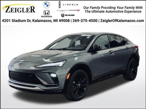 Used 2025 Buick Envista Sport Touring image 1