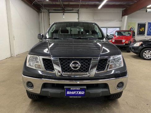 Used 2010 Nissan Frontier SE w/ SE Value Truck Pkg image 8
