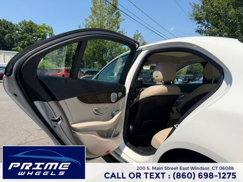 Used 2015 Mercedes-Benz C 300 4MATIC Sedan image 11