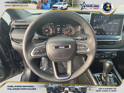 Used 2024 Jeep Compass Latitude w/ Altitude Special Edition image 18