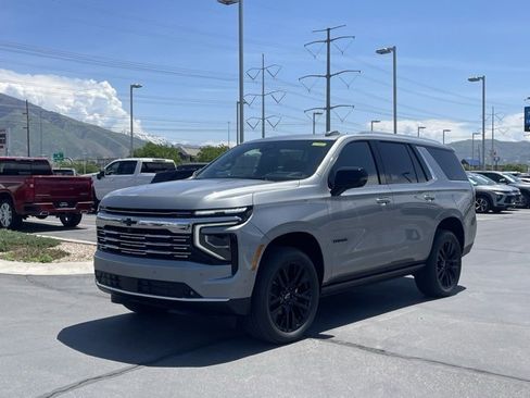 Used 2025 Chevrolet Tahoe Premier image 4