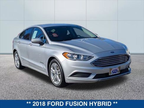 Used 2018 Ford Fusion SE image 7