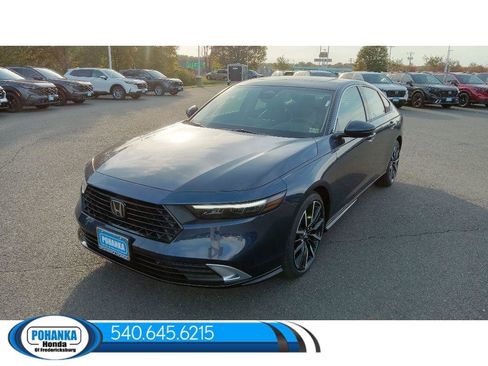 New 2025 Honda Accord Hybrid Touring image 3