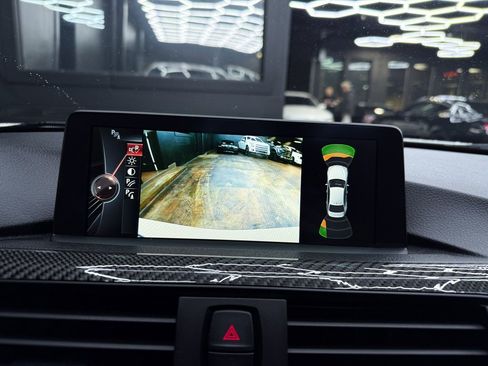 Used 2015 BMW M3 image 32