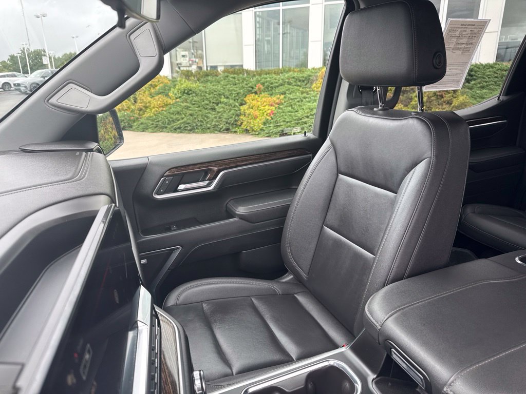 Used 2025 GMC Sierra 1500 Elevation w/ Elevation Premium Package AWD/4WD image 21