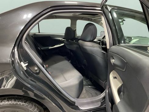 Used 2012 Toyota Corolla S FWD image 25