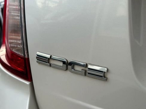Used 2013 Ford Edge SEL image 36