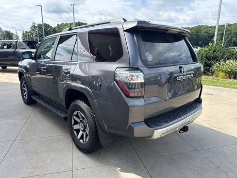 Used 2023 Toyota 4Runner TRD Off-Road Premium w/ Moonroof Package AWD/4WD image 5