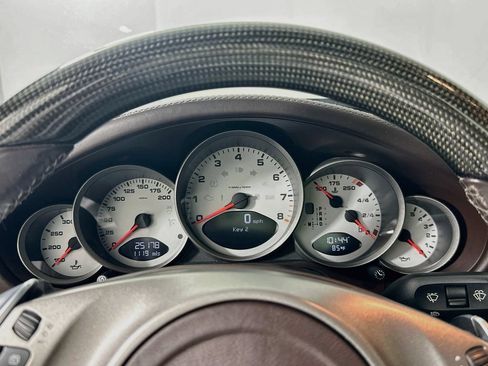 Used 2010 Porsche 911 Carrera S RWD image 11