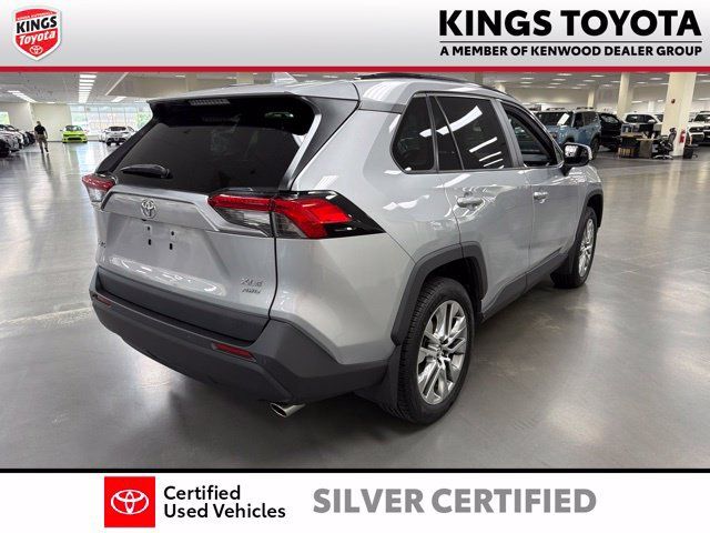 Used 2019 Toyota RAV4 XLE Premium w/ Advanced Technology Package AWD/4WD image 12