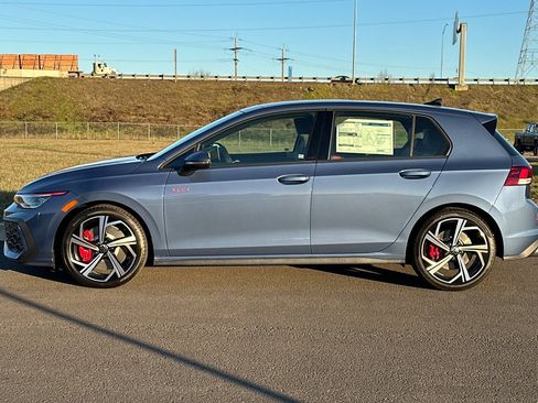 New 2026 Volkswagen GTI SE image 6