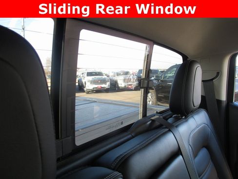 Certified 2021 GMC Canyon Denali image 23