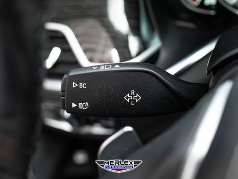 Used 2016 BMW 750i xDrive image 32