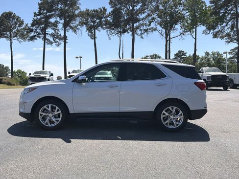 Used 2020 Chevrolet Equinox Premier FWD image 9