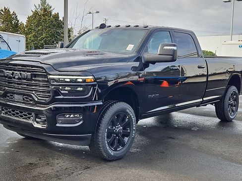 New 2026 RAM 2500 Laramie w/ Night Edition AWD/4WD image 3