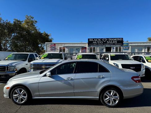 Used 2011 Mercedes-Benz E 350 Sedan image 11