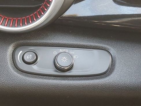 Used 2024 Chevrolet Trax RS w/ Driver Confidence Package image 18