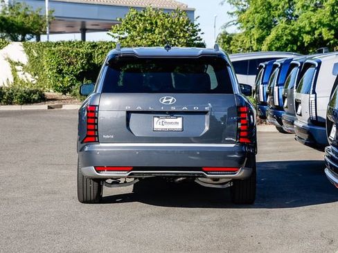 New 2026 Hyundai Palisade Calligraphy AWD/4WD image 4