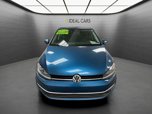 Used 2019 Volkswagen Golf SE FWD image 2
