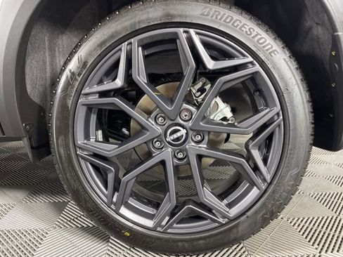 New 2026 Nissan Kicks SR image 13