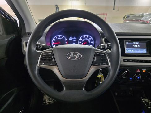 Used 2019 Hyundai Accent SE FWD image 29