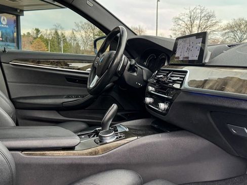 Used 2018 BMW 530i xDrive image 12