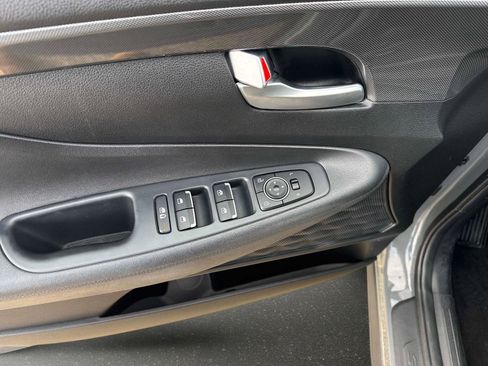 Certified 2023 Hyundai Santa Fe SEL image 19