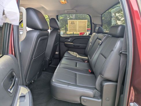 Used 2013 Chevrolet Silverado 2500 LTZ w/ LTZ Plus Package RWD image 25