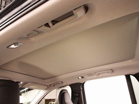 Used 2022 Volvo XC90 T6 Momentum w/ Advanced Package image 44