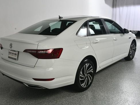 Used 2020 Volkswagen Jetta SEL Premium FWD image 8