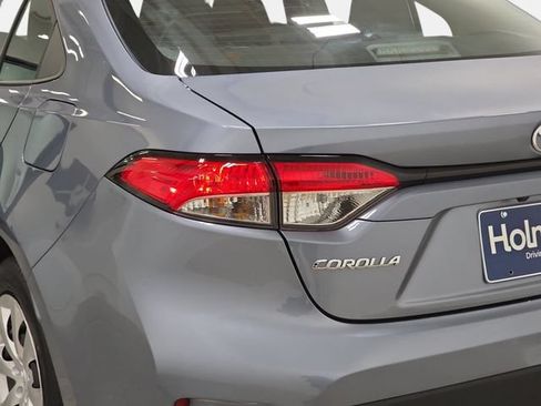 Certified 2025 Toyota Corolla LE FWD image 30