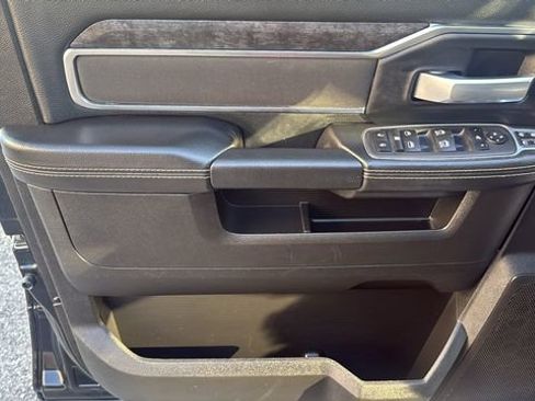 Used 2024 RAM 2500 Big Horn w/ Bed Utility Group image 16