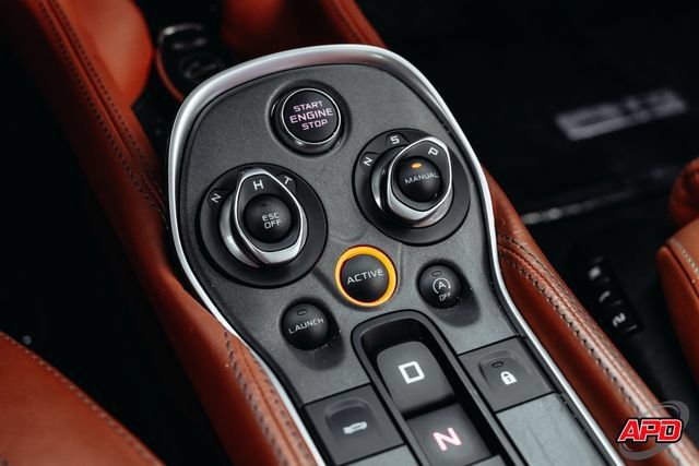 Used 2016 McLaren 570S Coupe RWD image 13