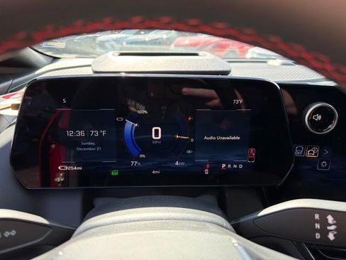 New 2026 Chevrolet Equinox EV RS image 25