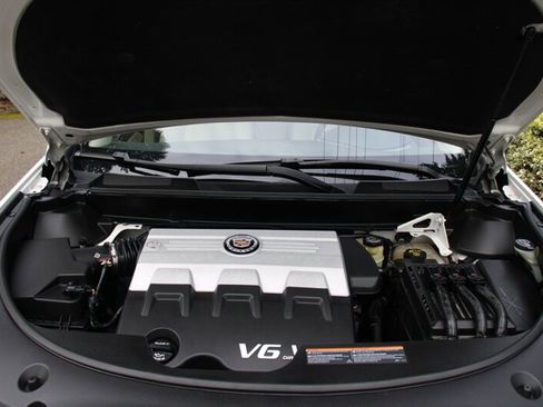 Used 2010 Cadillac SRX Performance image 19