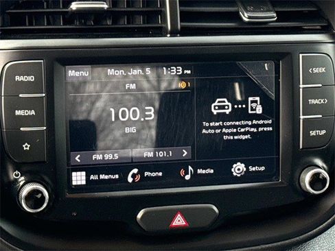 Used 2022 Kia Soul LX image 19