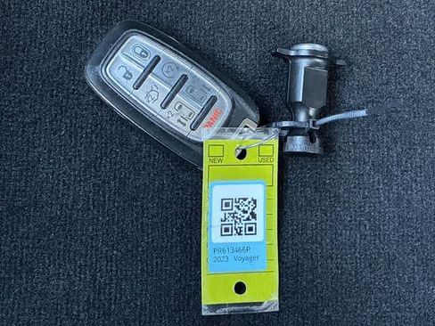 Used 2023 Chrysler Voyager LX FWD image 36