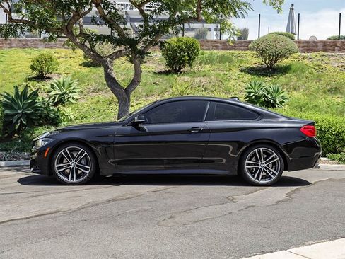 Used 2019 BMW 430i Coupe w/ M Sport Package RWD image 2