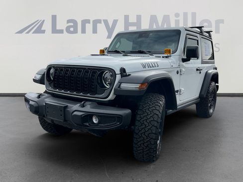 Used 2024 Jeep Wrangler Willys image 1