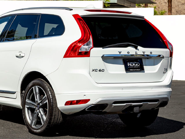Used 2017 Volvo XC60 T6 Dynamic w/ Preferred Option Package AWD/4WD image 11