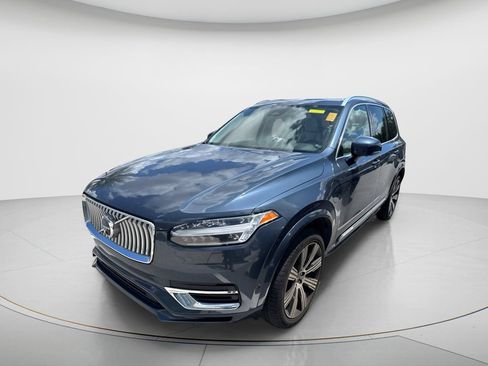 Used 2023 Volvo XC90 T8 Plus w/ Protection Package Premier AWD/4WD image 2