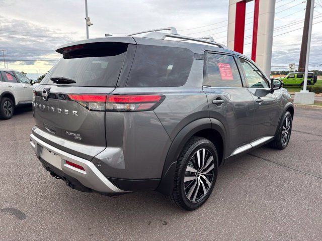 Certified 2023 Nissan Pathfinder Platinum AWD/4WD image 6