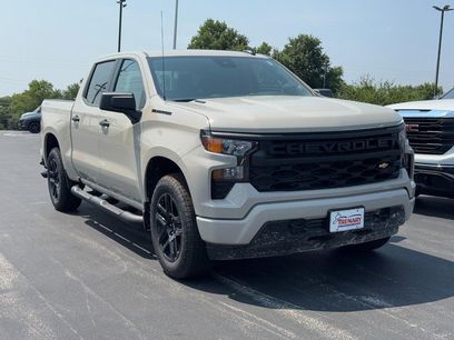 New 2026 Chevrolet Silverado 1500 Custom w/ Turbomax Blackout Package