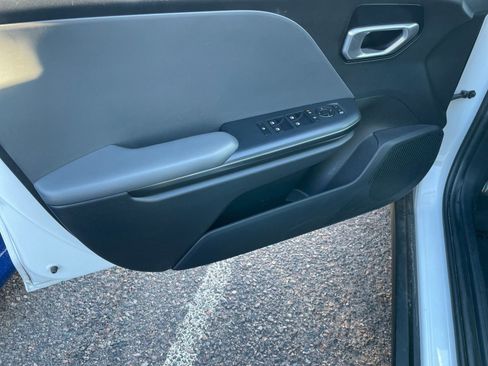 Used 2025 Kia K4 LXS image 20