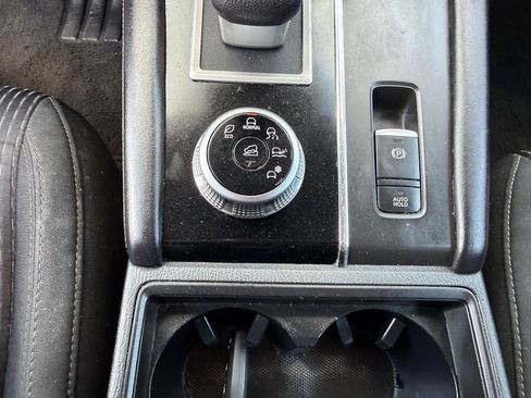 Used 2022 Mitsubishi Outlander ES FWD image 18
